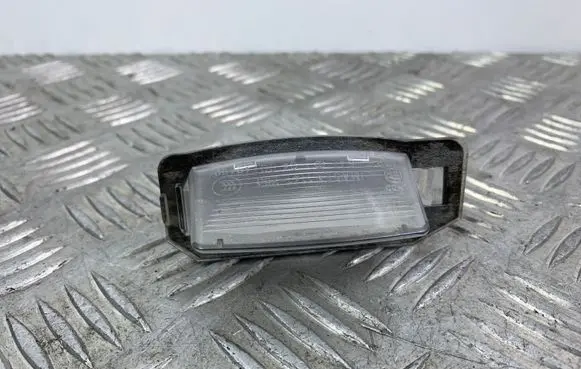 Mitsubishi Outlander Number plate light