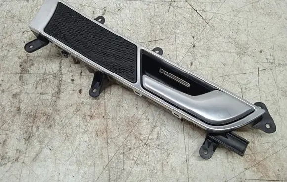 Audi A6 S6 C6 4F Front door interior handle 4F0837020