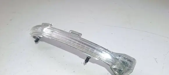 Volkswagen Golf Sportsvan Mirror indicator light 5G0949102