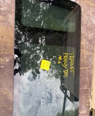 Ford Transit Rear windscreen/windshield window 43R001097