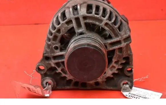 Volkswagen Polo Generator/alternator 038903023L