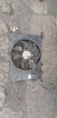 Volvo S60 Radiator cooling fan shroud 0130303908 8649675