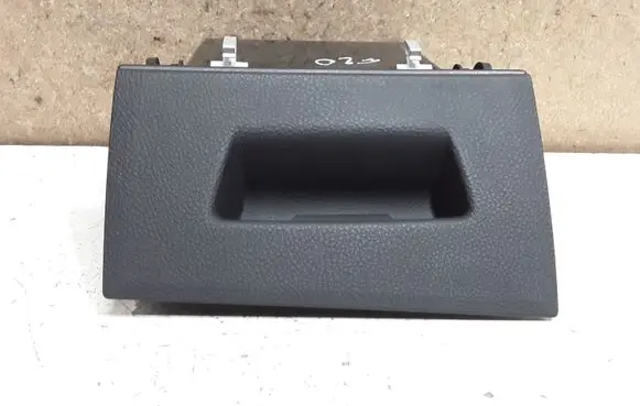 BMW 1 F20 F21 Dashboard storage box/compartment 9211310