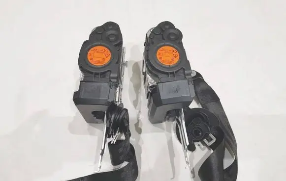 Audi A7 S7 4K8 Set of seat belts 4K8857705 4K8857706 4K8857805