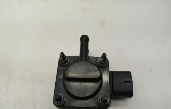 Exhaust gas pressure sensor