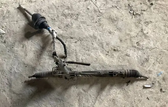 BMW 1 E81 E87 Steering rack