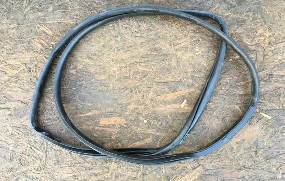 KIA Sportage Front door rubber seal 