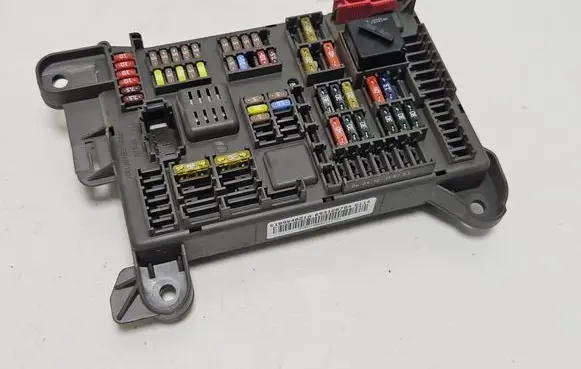 BMW X5M E70 Fuse module 6931687 518954021A 065234869318704