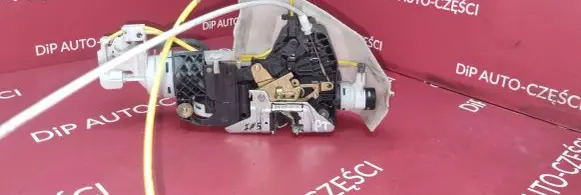 Mercedes-Benz S W220 Rear door lock 2207305835