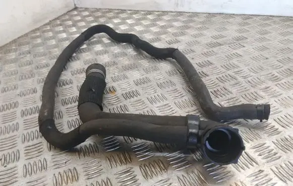 Opel Insignia A Engine coolant pipe/hose