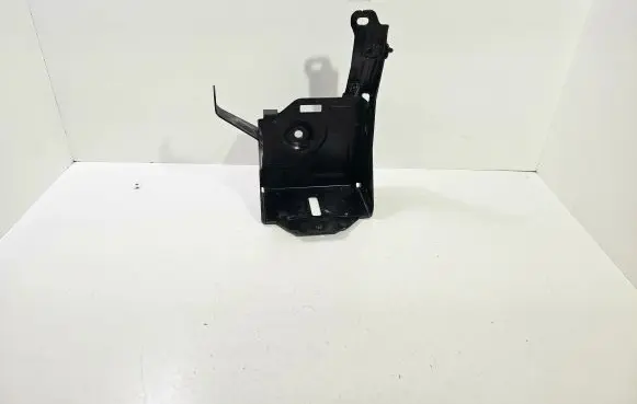 Volvo V40 Battery tray 31290752