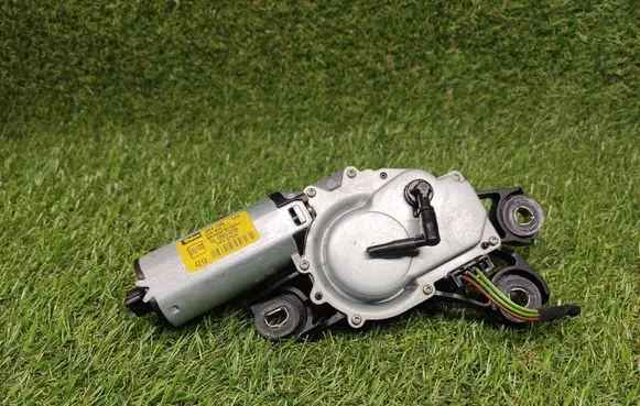 Seat Ibiza III (6L) Rear window wiper motor 6L6955711