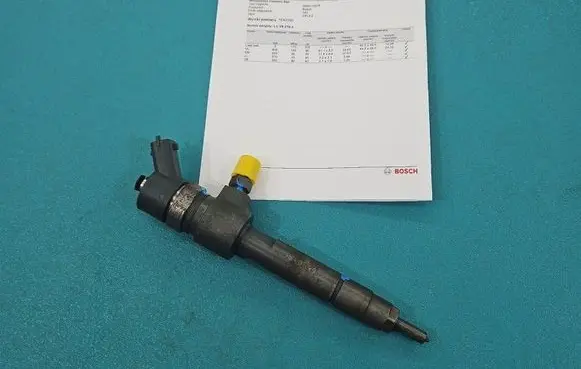 Opel Vectra C Fuel injector 0445110276 IMPRK1540599