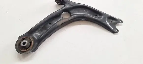 Volkswagen Touran III Front lower control arm/wishbone 