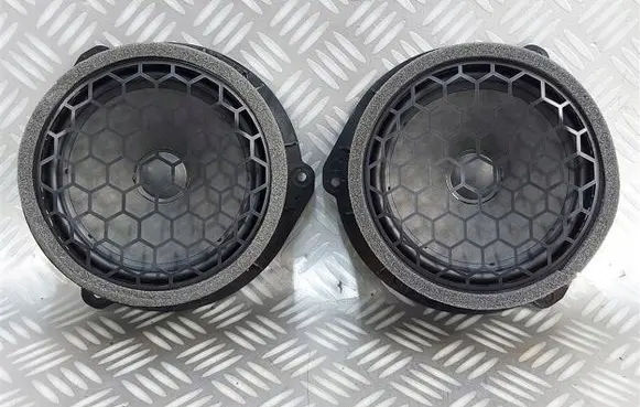 Audi Q8 Subwoofer speaker 4M8035411