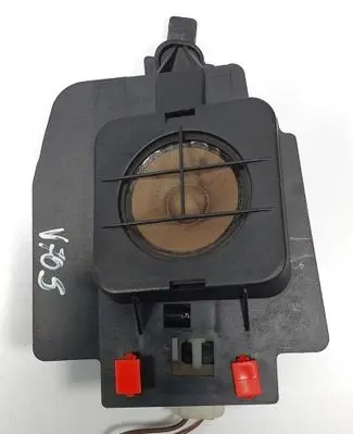 Volvo S70 V70 V70 XC Front door high frequency speaker 9128772