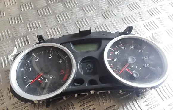 Renault Megane II Speedometer (instrument cluster) 8200720312