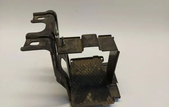Tesla Model S Battery bracket 1028668-00-c