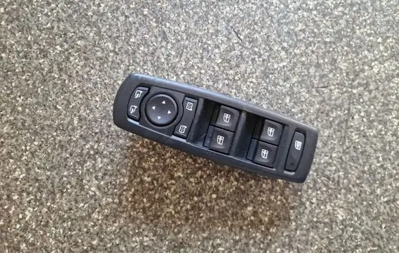 Renault Laguna III Electric window control switch