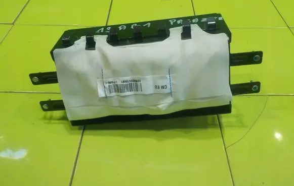 Hyundai Santa Fe Passenger airbag C2B052410491
