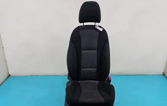 Hyundai i30 Front passenger seat IMPRK1522542