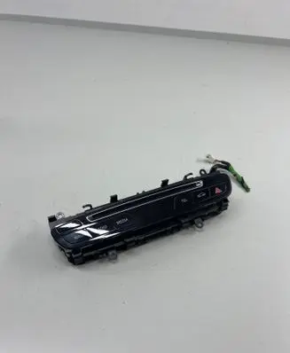 Mercedes-Benz C W205 Head unit multimedia control A2059055201