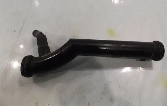 Seat Ibiza III (6L) Engine coolant pipe/hose 03E121026B
