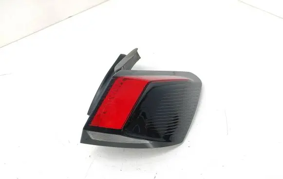 Peugeot 3008 II Rear/tail lights 9810477080 81550201