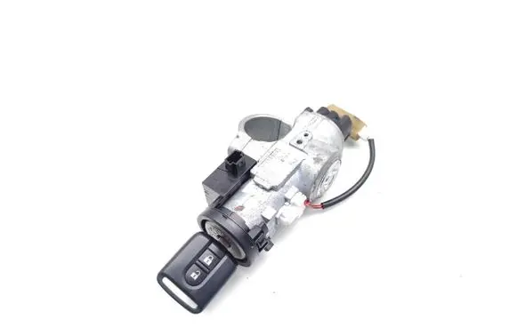 Nissan Qashqai+2 Ignition lock 216697757 28590C9968 A9325E903