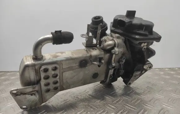 Audi A4 S4 B8 8K EGR valve cooler 03L131512DN V29009970E 2913000862