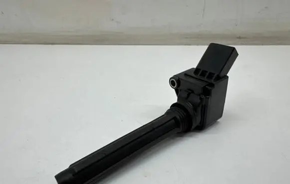 High voltage ignition coil