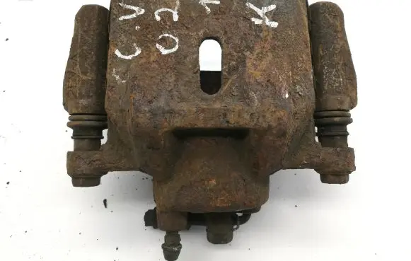 Toyota Corolla Verso E121 Front brake caliper