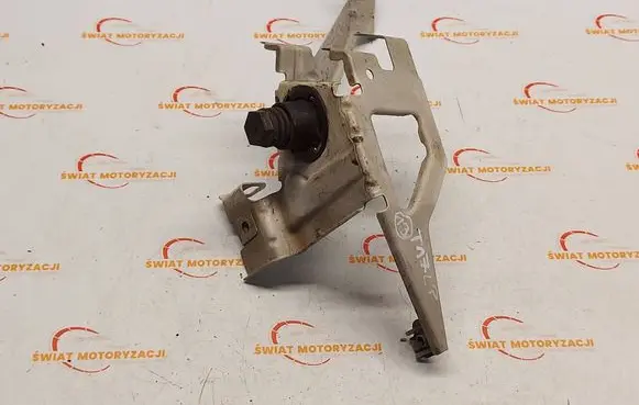 BMW 6 F06 Gran coupe Fender mounting bracket 7183752