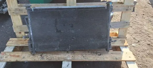Ford Focus Radiator set 