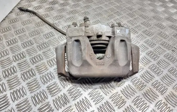 Mercedes-Benz E W212 Front brake caliper