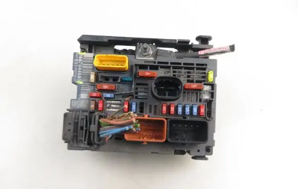 Citroen C4 I Picasso BSM Control unit 9667044880