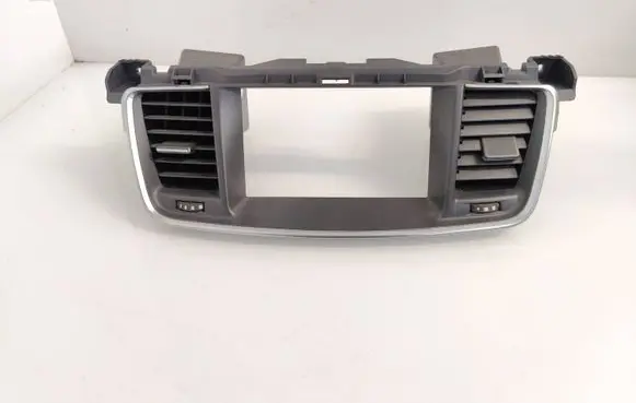Peugeot 508 Dash center air vent grill 9686446277