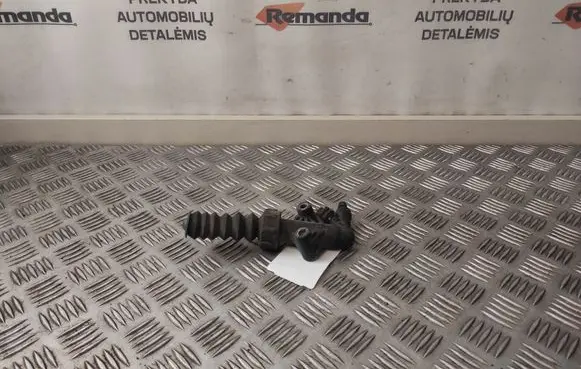 Peugeot 206 Clutch master cylinder 