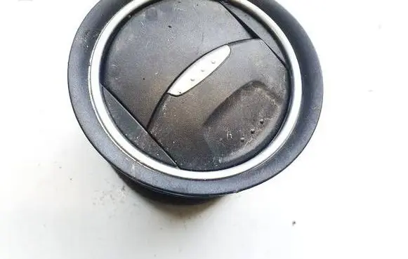 Dash center air vent grill