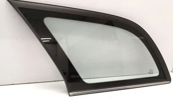 Toyota Avensis T250 Rear side window 43R00048 DOT24 AS2