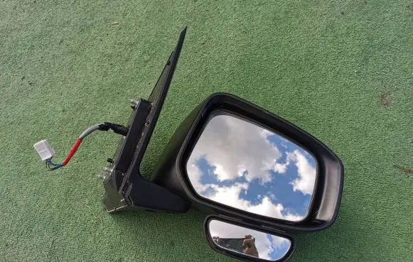 Mitsubishi Space Star Front door electric wing mirror MISUBISHISPACESTAR