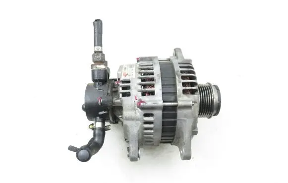 Opel Astra H Generator/alternator A2066