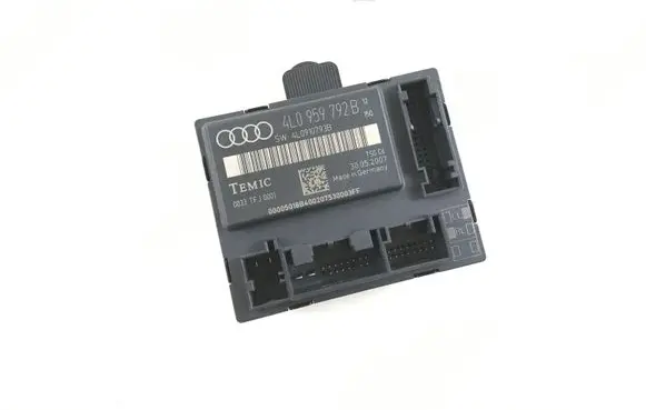 Audi Q7 4L Door control unit/module 4L0959792B 4L0910793B