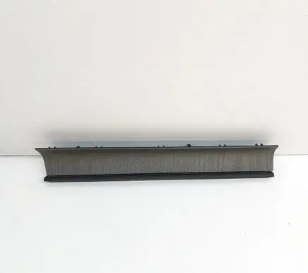 Volvo XC40 Dashboard glove box trim 31477775