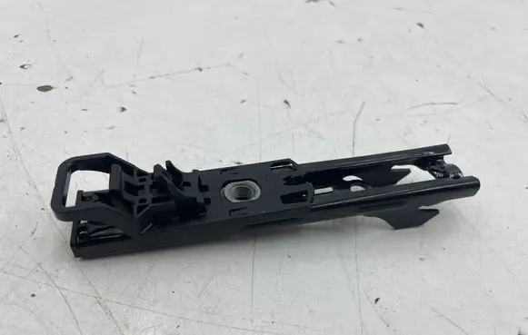 Volkswagen ID.7 Seat belt height adjuster 565857819A