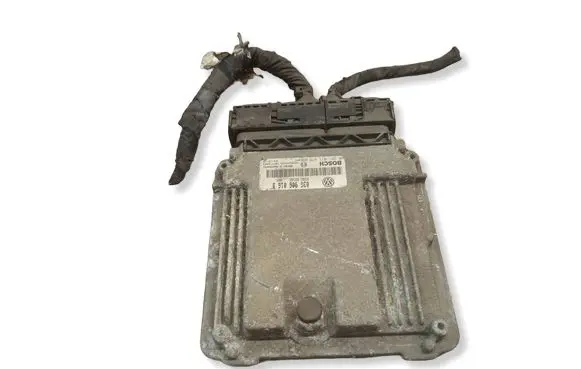 Volkswagen Golf V Engine control unit/module 03G906016B 1039S04434 0281011478
