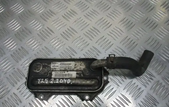 Toyota Avensis T250 Engine oil radiator 15710-0R010-00