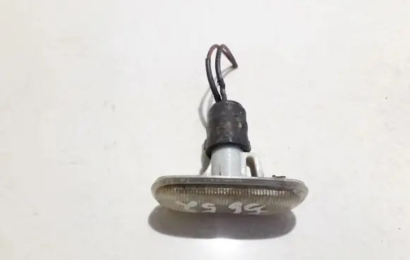 Audi A6 S6 C5 4B Front fender indicator light 4b0949127