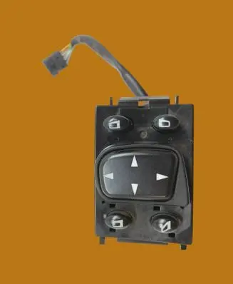 Mercedes-Benz S W220 Wing mirror switch 2208211551