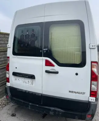 Renault Master III Rear door